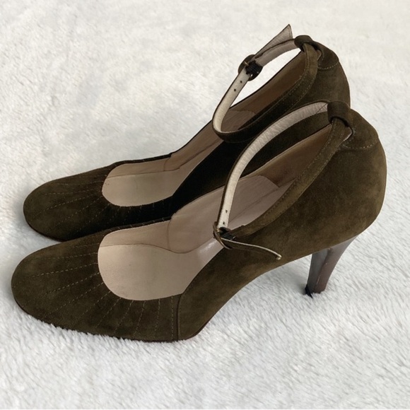 Marc Jacobs Olive Green Suede Mary Jane Heels Pumps with Ankle Strap, size 7 - Picture 4 of 10